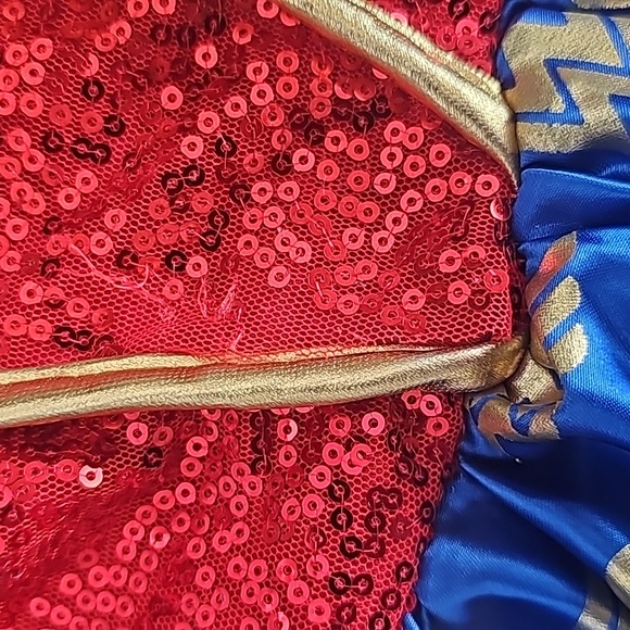 Wonder woman Girls costume - Picture 3 of 5